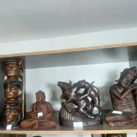 مجسمه های چوبی مختلف