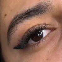 تخفیف آموزش و خدمات اکستنشن مژه و لیفت مژه و ابرو|خدمات آرایشگری و زیبایی|شیراز, فرهنگ شهر|دیوار