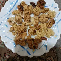 گردو با پوست