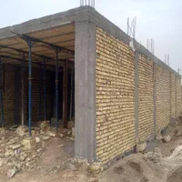 ملک مسکونی نیمه ساز