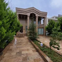 ویلا باغ ۳۰۰متری کاملا بازسازی شده زیر قیمت