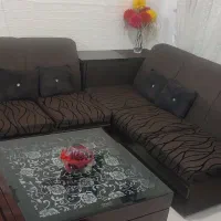 مبل ال 6 نفره همراه با میز وسط