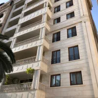 «امیرحسین حکیمی»» واحد ۱۱۱متری خوش نقشه