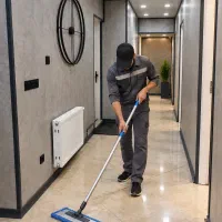 استخدام آبدارچی با جای خواب و حقوق مناسب