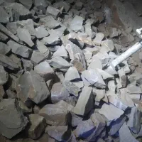 سنگ لاشه واهک نمونه هفتکل