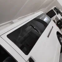 شیشه‌ اتومبیل جانبی ون اینرودز