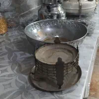 سماور و چراغ نفتی|کلکسیون اشیاء عتیقه|یزد, |دیوار