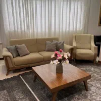 مبل ۷نفره و مبل میزبان ۲عدد به همراه جلو مبلی|مبلمان خانگی و میز عسلی|سرخرود, |دیوار