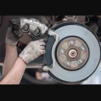 تعویض لنت انواع خودرو در محل و انجام مکانیکی درمحل|خدمات موتور و ماشین|یزد, |دیوار