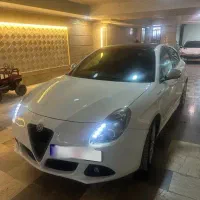 آلفارومئو جولیتا