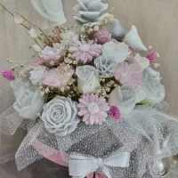 باکس گل های شمعی زیبا