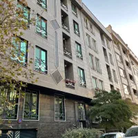 ۷۷ متر ۲ خواب ۷ واحدی پونک طبقه اول ، اشرفی