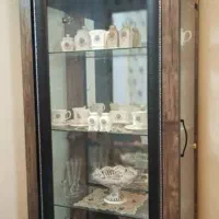 جاکفشی میزارایش کمد ویترین میزال سی دی