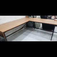 میز کار یا کنفرانس