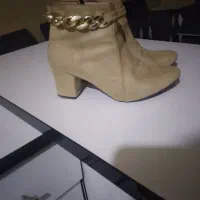 کفش سایز ۳۹.۴۰