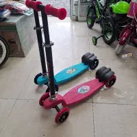 اسکوتر میکرو ۴ چرخه