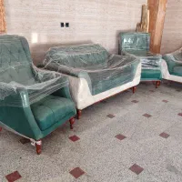 حراج مبل راحتی و فرانسوی استیل به دلیل تغییر شغل|مبلمان خانگی و میز عسلی|اصفهان, کوی راه حق|دیوار