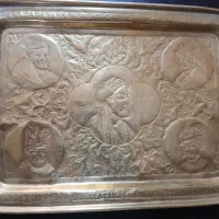 سینی حکاکی شده  طلایی قدیمی