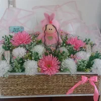 گل مصنوعی برای تبریک  تولد نوزاد