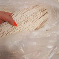 رشته داریم‌چه رشته ای سفید عین برف با پخت عالی