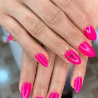 تخفیفات طلایی /کاشت ناخن/طراحی/ژلیش