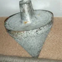 شاقول گنج یابی قدیمی و میخ فولادی قجری|کلکسیون اشیاء عتیقه|کاشمر, |دیوار