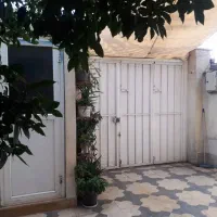 منزل درب ازحیاط قابل معاوضه با ماشین ویا اپارتمان|فروش خانه و ویلا|شیراز, کوشک میدان|دیوار