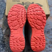 کتونی سورنا|کیف، کفش، کمربند|اصفهان, خانه اصفهان|دیوار