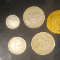 چند عدد سکه قدیمی