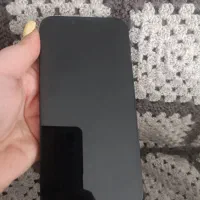 آیفون۱۳ تمیز با ۲ قاب و اداپتور