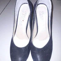 کفش زنانه وبچه گانه