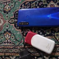 یک.عدد.گوشی.فروش