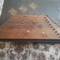 یک دستگاه سنتور