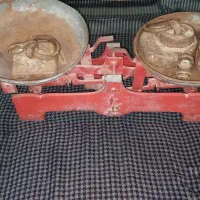 ترازو دو کفه ای قدیمی