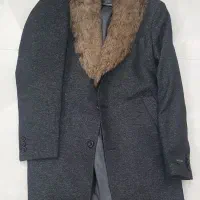 یک عدد اورکت خز دار و یک عدد کاپشن