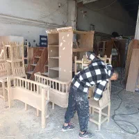 نجار ماهر و نیمه ماهر