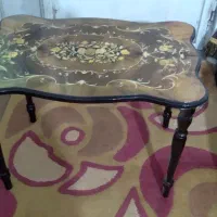 میز عسلی
