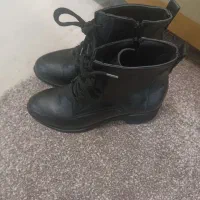 بوتدساق کوتاه چرم|کیف، کفش، کمربند|جغتای, |دیوار