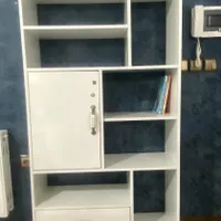 کتابخانه|کتابخانه، شلف، قفسه‌های دیواری|اصفهان, دشتستان|دیوار