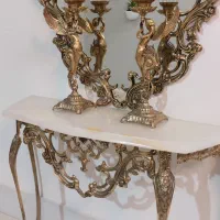 ایینه و شمعدان|آینه|بروجرد, |دیوار