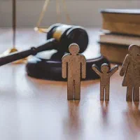 مشاوره حقوقی حرفه ای و ارزان طلاق و حقوق خانواده