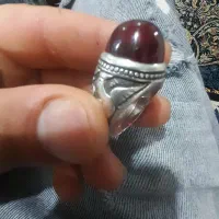 انگشتر یاقوت