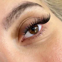 تخفیف ویژه کاشت مژه با ماندگاری بالا|خدمات آرایشگری و زیبایی|شیراز, پودنک|دیوار