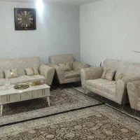 مبل نو به علت جابجایی کمبود جا  4عدد میزعسلی