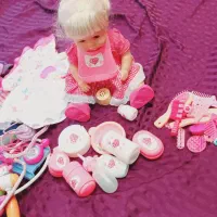 اسباب بازی و عروسک و استخر و تاپ