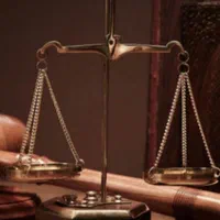 وکیل پایه یک دادگستری ( وکالت تخصصی، خانم وآقا)