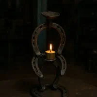 مجسمه شانس با نعل اسب|کلکسیون اشیاء عتیقه|کرمان, |دیوار