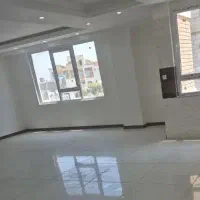 67-متر-2-خواب-اسانسور-دار-غرق-نور