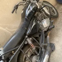 موتور طرح باکسر ۲۰۰ccسال ۹۹ تمیز باقیمت استثنایی