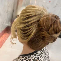 شینیون کار|خدمات آرایشگری و زیبایی|ماهدشت, |دیوار